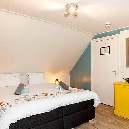 De Pepersteeg Bed & Breakfast Marken