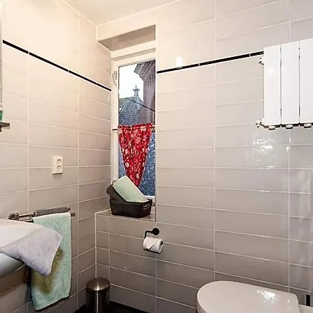 De Pepersteeg 3*