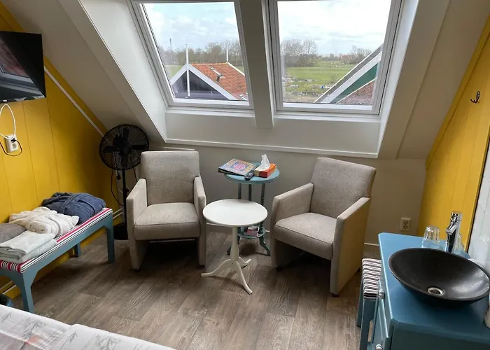 Bed & Breakfast De Pepersteeg 3*