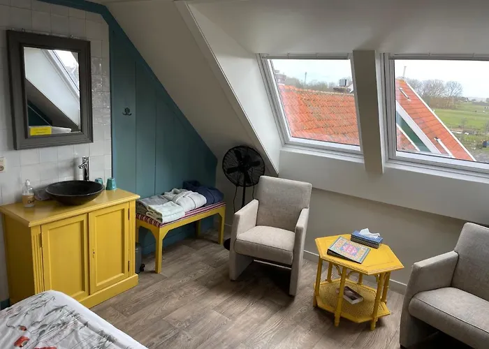 Bed & Breakfast De Pepersteeg 3*