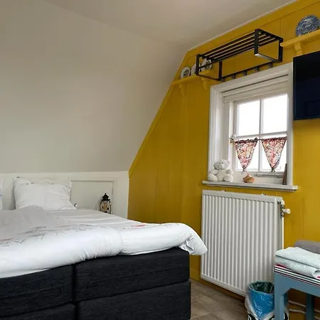 Alojamento de Acomodação e Pequeno-almoço De Pepersteeg Marken