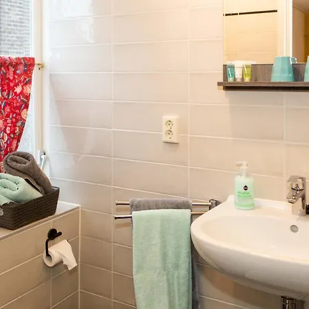 Bed & Breakfast De Pepersteeg Marken